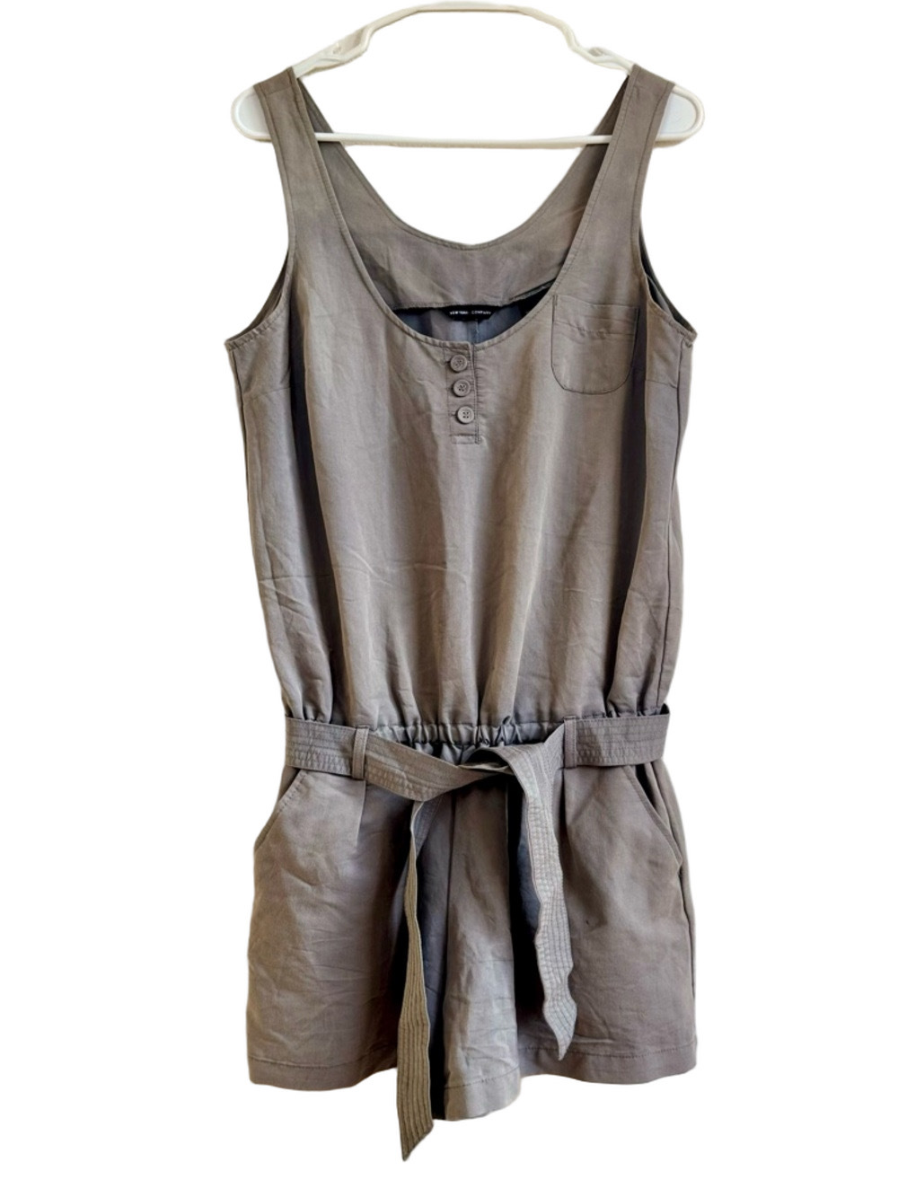 NY & CO Shortall Romper